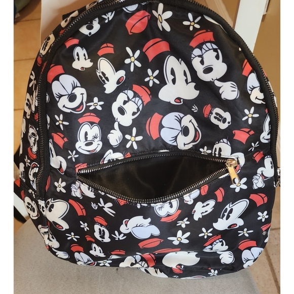 🦋 Disney Mickey Mouse Backpack Black, Red & White - Picture 3 of 14